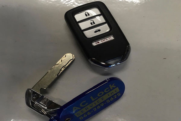 Photo of car key fob